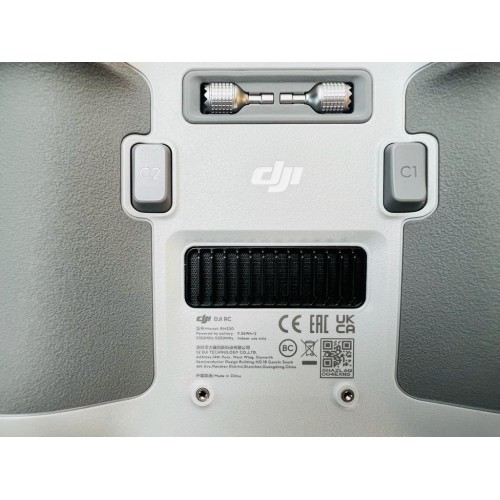 Квадрокоптер DJI Mavic 3 Pro в Ульяновске с пультом DJI RC
